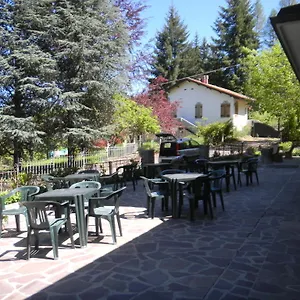 Everest Hotel